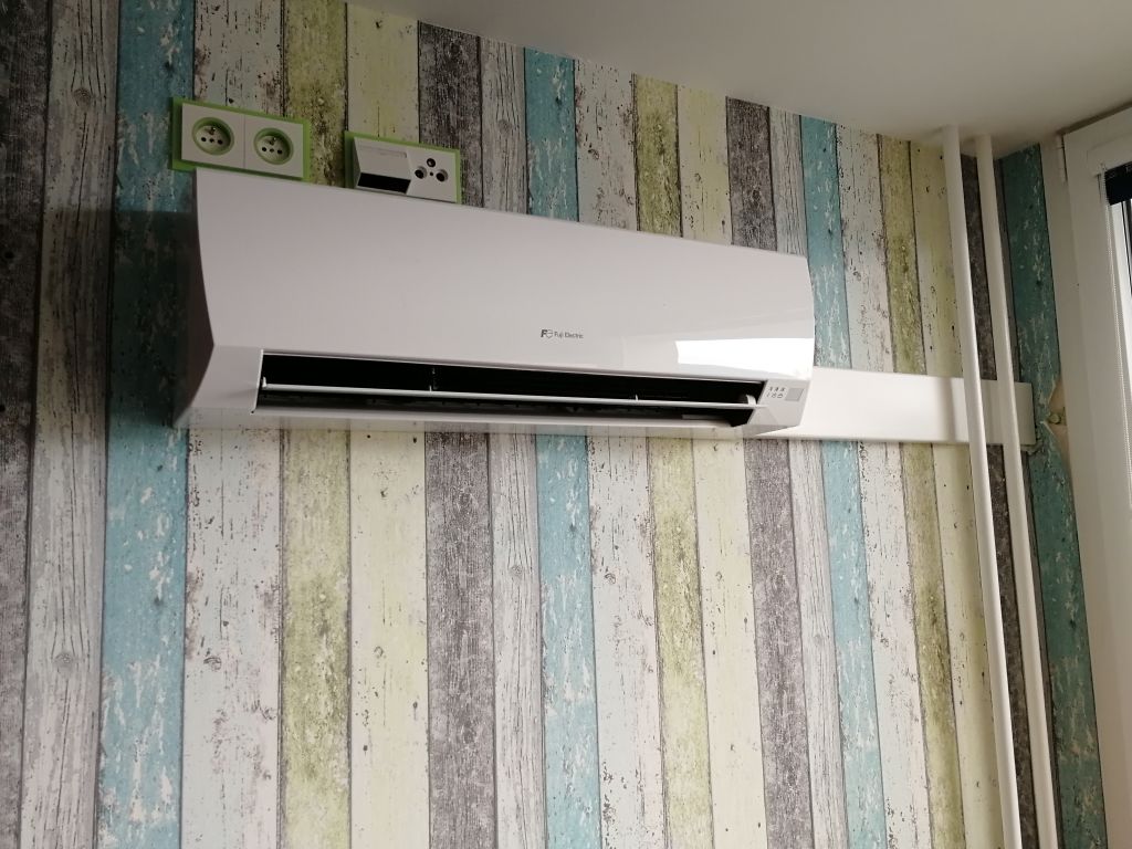 Umístění klimatizace v obývacím pokoji